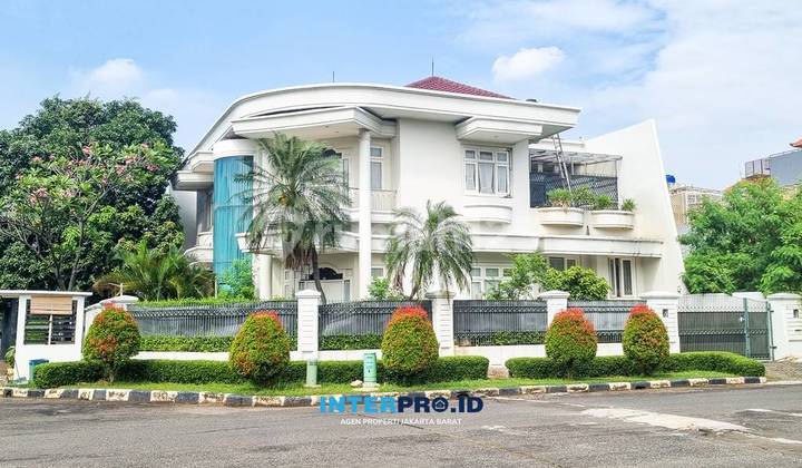 Rumah Hoek Intercon Kebon Jeruk 2 Lantai 7 Kamar Jalanan Lebar 1