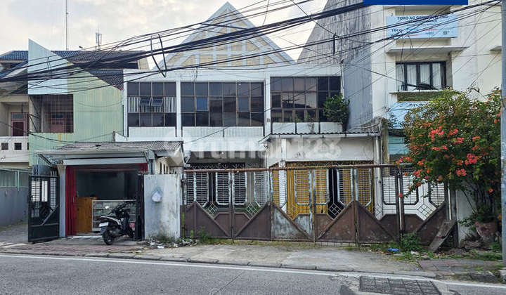 Rumah 2 Lantai Dijual Kembangan Raya Luas Tanah 560m2