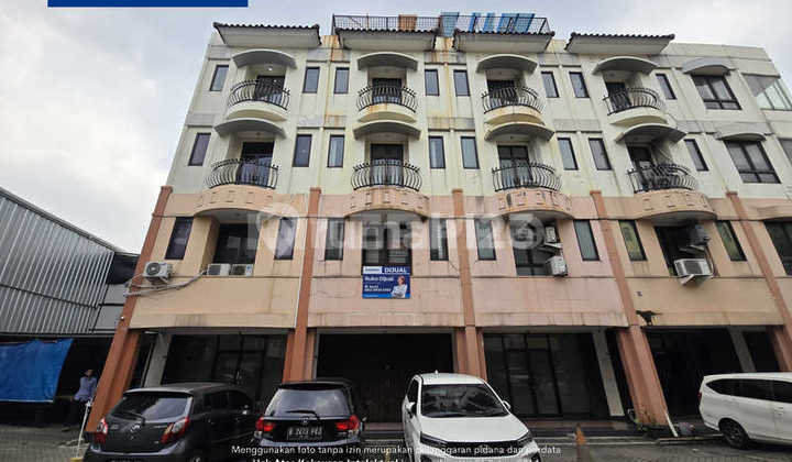 Ruko Citta Graha di Jl Panjang Kebon Jeruk, Jakarta Barat HGB