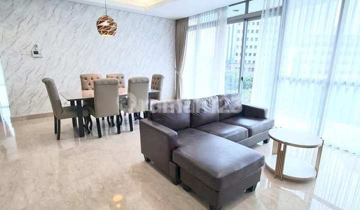 Apartemen 4BR Dijual The Windsor Luxury Full Furnished - LB 186m2 2
