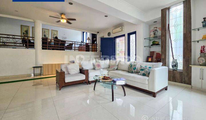 Rumah Dijual Puri Kencana 2.5 Lantai 3 Kamar Tidur LT 253m2 1