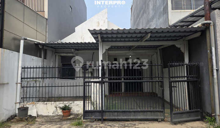 Rumah Taman Aries Meruya Lokasi Strategis Cocok Bangun Ulang 90m2