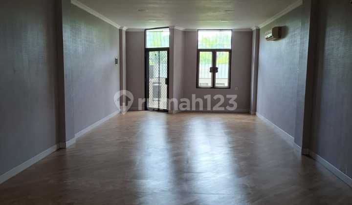 2-Storey Shophouse For Sale in Taman Meruya Ilir, Kembangan - Area 73M2 2