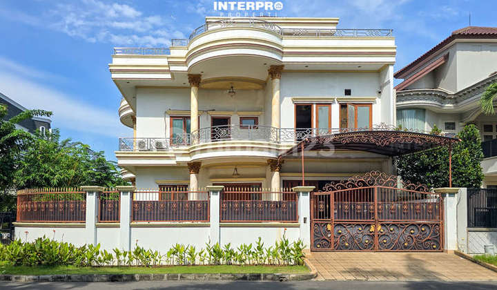 Rumah Permata Buana Desain Roman Classic Luas Tanah 565m2 Rumah Permata Buana Desain Roman Classic Luas Tanah 565m2