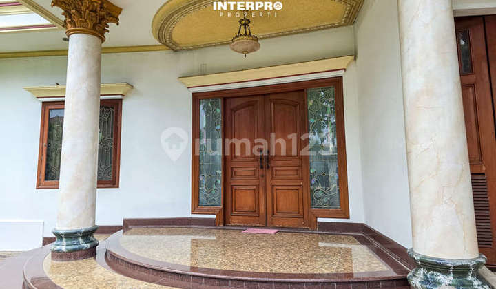 Rumah Permata Buana Desain Roman Classic Luas Tanah 565m2