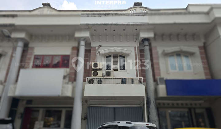 3-Storey Shop House for Rent Taman Permata Buana Kembangan - Area 70M2 1
