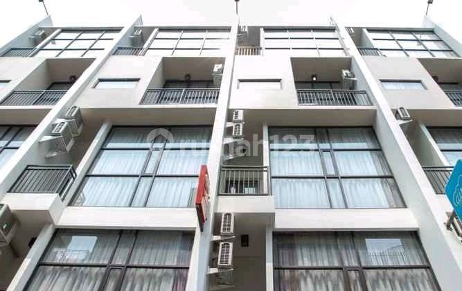 Hotel di Area Hayam Wuruk, Jakarta Pusat Luas Tanah 252M² Luas Bangunan 1.008M² (6 Lantai) 28 Kamar Tidur Listrik 82.500 Watt Fasilitas Lobby & Coffee Shop HGB Hotel di Area Hayam Wuruk, Jakarta Pusat Luas Tanah 252M² Luas Bangunan 1.008M² (6 Lantai) 28 Kamar Tidur Listrik 82.500 Watt Fasilitas Lobby & Coffee Shop HGB