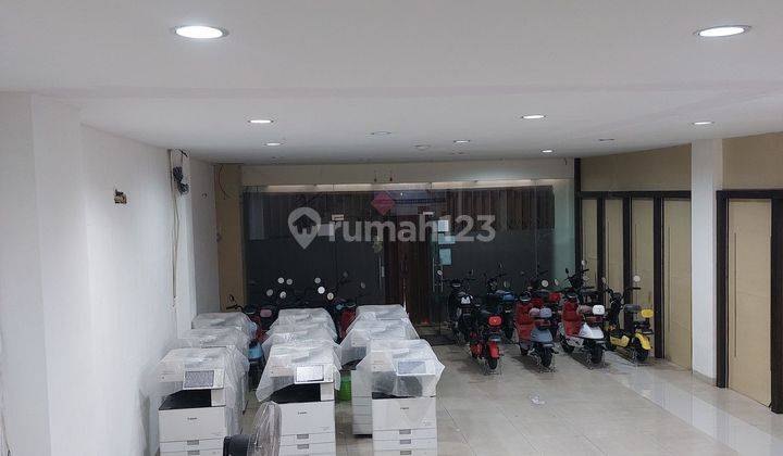 Ruko Mutiara Taman Palem, Jakarta Barat , Rapih Siap Pakai, Luas Tanah =101m2, 6.5x15=4lantai, Posisi Hadap Jl Raya 2