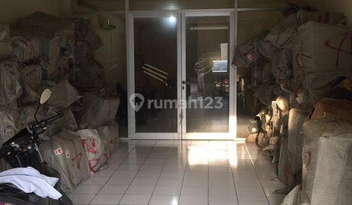 Super murah Ruko 3 lantai=4.5×16, lokasi strategis , cocok untuk kantor , usaha  , bisa masuk Kontainer 40 feet 3