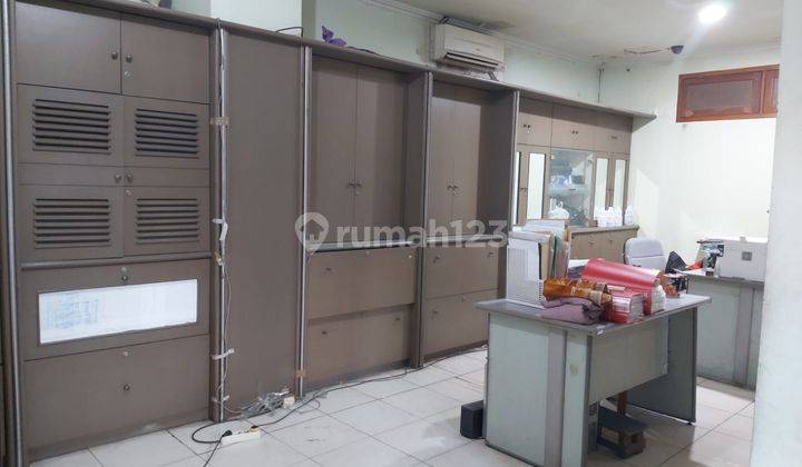 Ruko gandeng (2 muka/depan bekakang)pasar pagi , Jakarta kota,  17x8=4lantai  harga jual rp 15 M 1