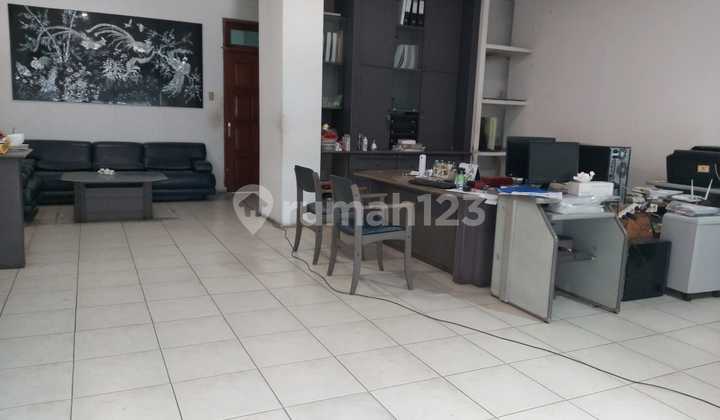 Ruko gandeng (2 muka/depan bekakang)pasar pagi , Jakarta kota,  17x8=4lantai  harga jual rp 15 M 6