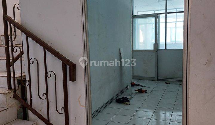 Disewakan ruko Duta Harapan Indah (DHI) , Kapuk muara Jakarta Utara, 4.5x17=3 lantai, lantai 2 dan 3 sudah ada sekatan ruangan, cocok untuk walet dan OL dll 3