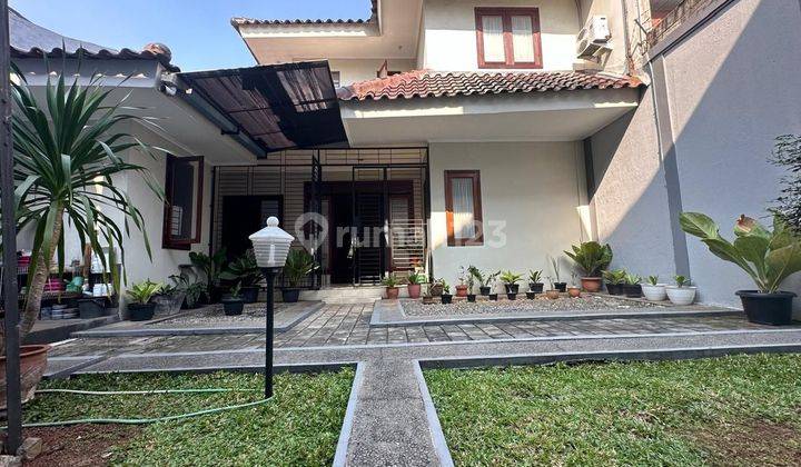 Rumah Meruya utara 
Jakarta barat

Luas tanah 262 m2
Luas bangunan 155 m2 
2 lantai
Kamar tidur  3+1
Kamar mandi 3+1
Hadap Selatan
Surat SHM
Listrik 3500
Lokasi Kav DKI Meruya Utara Jakarta Barat
Bebas banjir 2