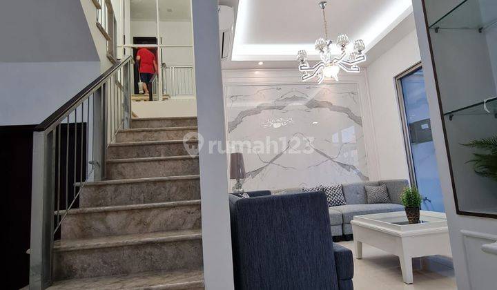 Rumah Golf Island/Pantai Indah Kapuk Jakarta Utara, rumah interior modern, fullfurnished, tinggal bawa koper, 6x15=2  lantai, kamar tidur=3  2