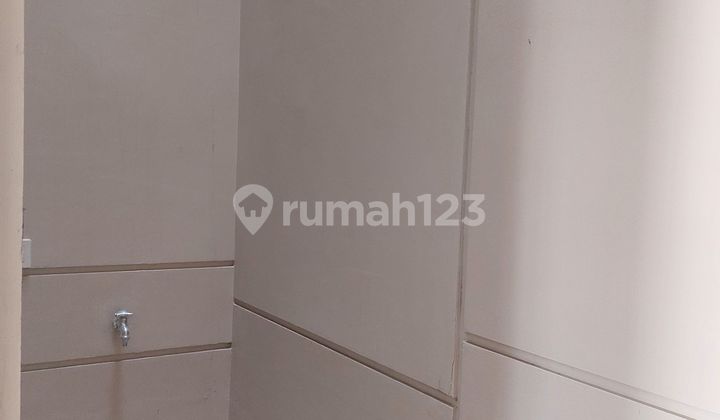  Pantai Indah Kapuk2 Jual Cepat Rumah Baru ,cluster Arcadia, Club House Kolam Renang Terletak Dalam Cluster. Lokasi Di Cbd Pik2 New Jakarta City 4.5x10=3lantai Kamar Tidur=3 Kamar Mandi=3 Dapur Ruangan Pantry 2