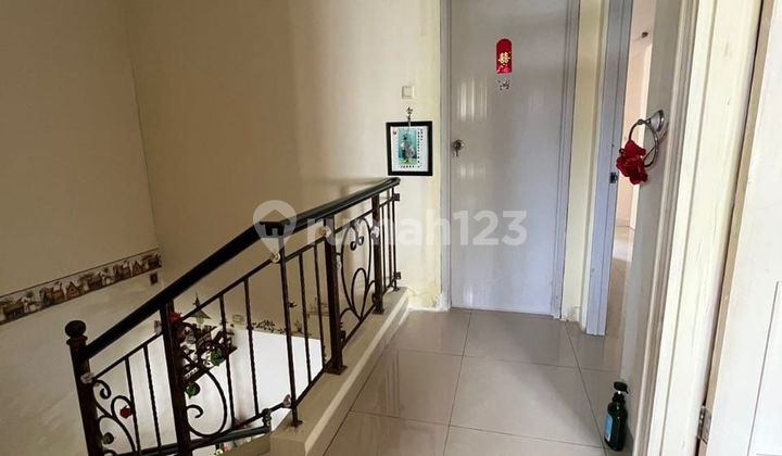 Pantai Indah Kapuk Jakarta Utara Meditrania Boulevard Luas Tanah7x20=140m² Luas Bangunan 350m² Kamar Tidur 4 + 1 Kamar Mandi 4 Listrik 4400 Watt Hgb Hadap Utara 2