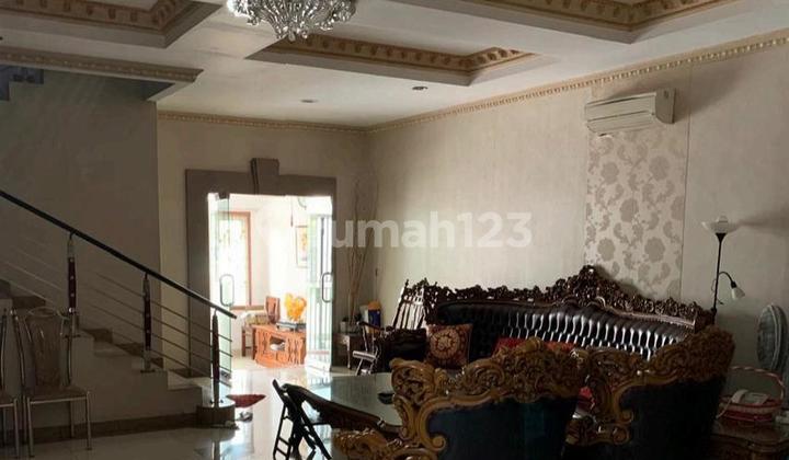 Mediterranean Luxury House Pik1 North Jakarta 9x30m=2.5 floors 4 Bedrooms Furnished Neatly