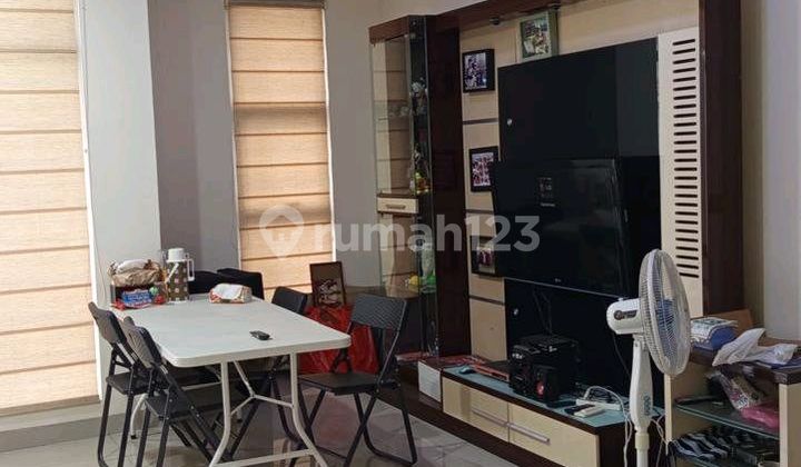 Green Lake City Cluster American Latin Tangerang House, 10x23, 2 floors, 4+1 Bedrooms, 3+1 Bathrooms, Facing North, SHM Certificate, Unfurnished