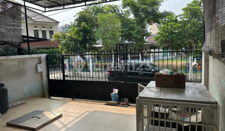 Duri Kosambi Jakarta Barat Jual Cepat 6x15 Luas Bangunan 108m2 2,5 Lantai Kamar Tidur 4+1 Kamar Mandi 2+1 Air Pam Listrik 3500 Hadap Utara Shm 2