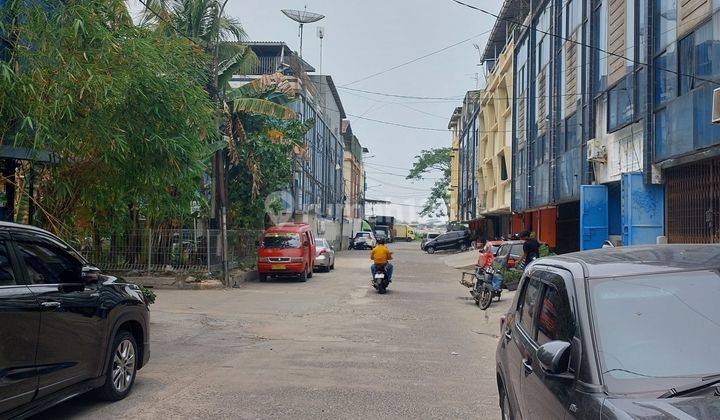 Ruko Duta Harapan Indah
teluk Gong /Kapuk
jakarta Utara
dalam Komplek Ada Supermarket Hari2. Dekat
pasar Tradisional
dekat Rs Duta Square, Rs Atmajaya,rs Pluit
dekat Mall  Empo, Mall Pluit Village
akses Tol Dlm Dan Luar Kota
5x15=4lantai
toilet = 3
