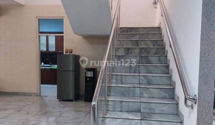 Rumah Cantik
citra Garden 2 , Full Furnished
jakarta Barat
12x24=2 Lantai
kamar Tidur=5+1
kamar Mandi=3+1
gudang=1
harga Jual Rp 4.9 M


hub :lis Huang 
era Peak Pik 081286755266 2