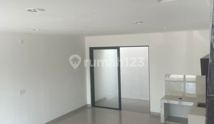 Pantai Indah Kapuk Millennial House Pik2* Cluster California New Jakarta City North Jakarta 6X15 2 Floors Bedrooms3+1 Empty Rented Until Jan 2027 Certificate SHM