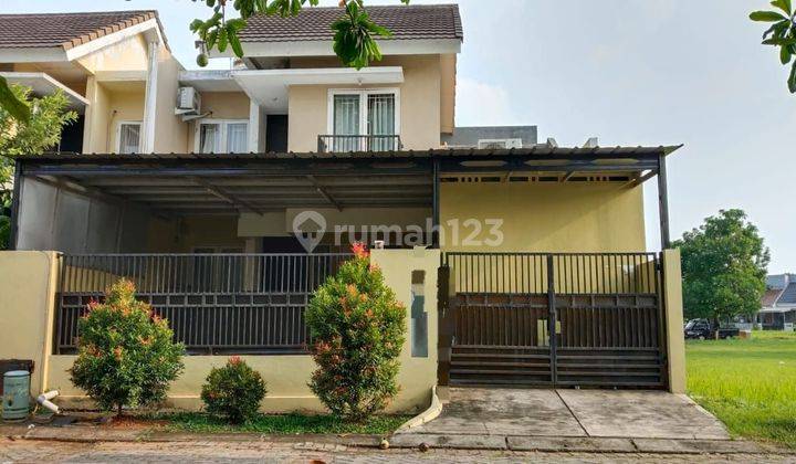 Rumah
Metland Puri 
Jakarta Barat
,Super murah, harga terbaik
Uk. 9x15 m
2 lantai
Lt 1 : 1 KT & K gudang
          1 KM
Lt 2 :  3 KT & 1 KM
Listrik 11000 watt
Air Sumur Bor Jet Pump
Hadap barat
Certificate :SHM
 1