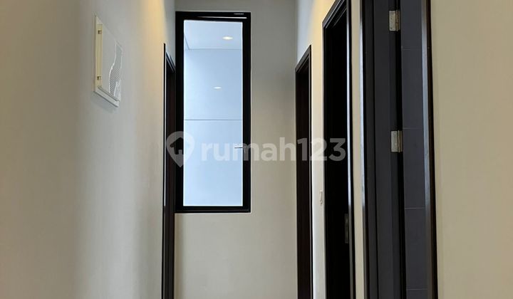 Pantai Indah Kapuk2 New Jakarta City Cluster Kuningan Village Pik2 Specifications: Size: 8 × 15 Land Area: 120 m² Building Area: 157 m² 2 Floors Bedrooms: 4 + 1 Bathrooms: 3 + 1 Deposit: Rp20 Million