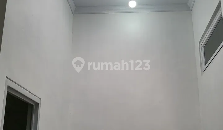 Rumah minimalis modern mewah 3 kamar tidur di cibubur timur 7