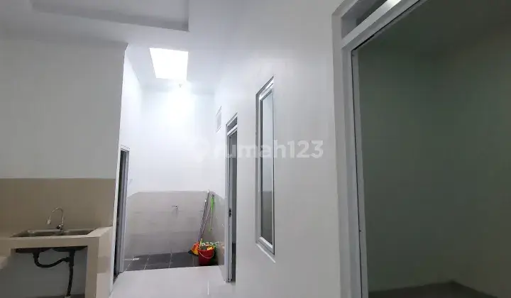 Rumah minimalis modern mewah 3 kamar tidur di cibubur timur 9