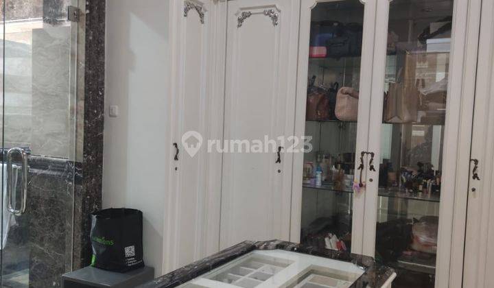 Rumah Mewah PIK1 Katamaran Harga Murah Lokasi Bagus Jarang Ada 2