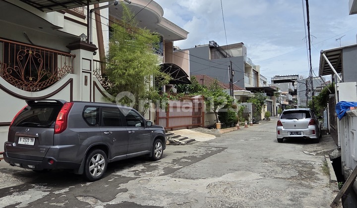 Pluit Ready-to-Build Plot Row 3 Cars Good Price