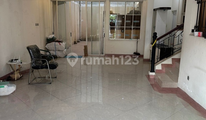 Pik1 House Affordable Price Nice Cluster Suitable for Renovation