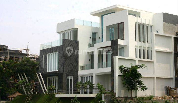 Rumah Mewah Pik Ebony Siap Huni Lokasi Strategis Harga Bagus 1