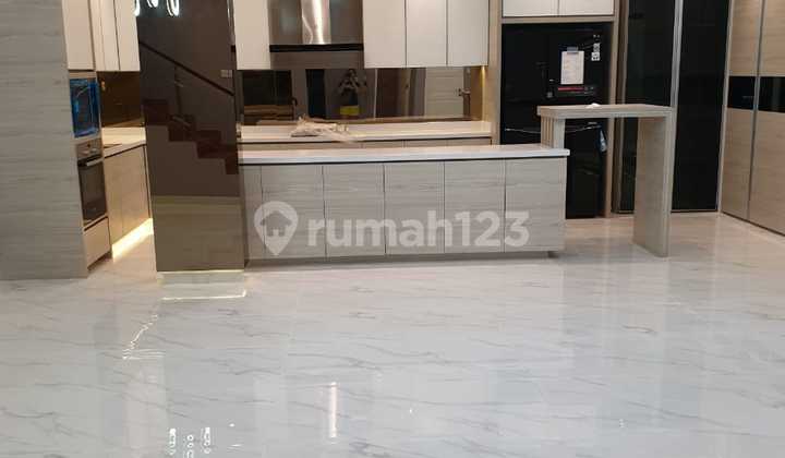 Rumah Gading Serpong Kondisi Bagus Harga Murah Siap Huni