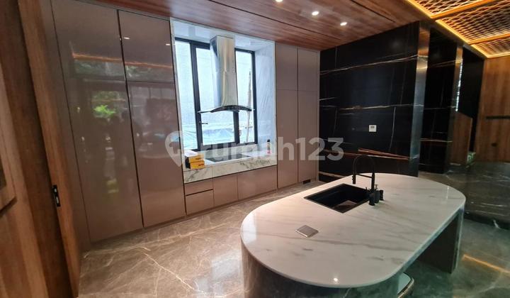 Rumah Mewah PIK Private Pool LIFT Lokasi Strategis 