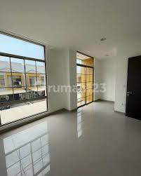 Rumah PIK2 HARGA MURAH Cocok untuk pasangan muda Cluster Bagus 2