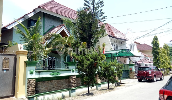 Rumah 2 lantai di jl.hertasning lama makassar 2