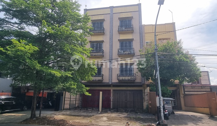 Ruko 2 petak di jl. cendrawasih makassar