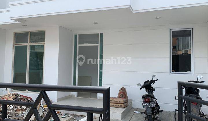 Dijual Rumah Bagus di Modernland, Tangerang 1