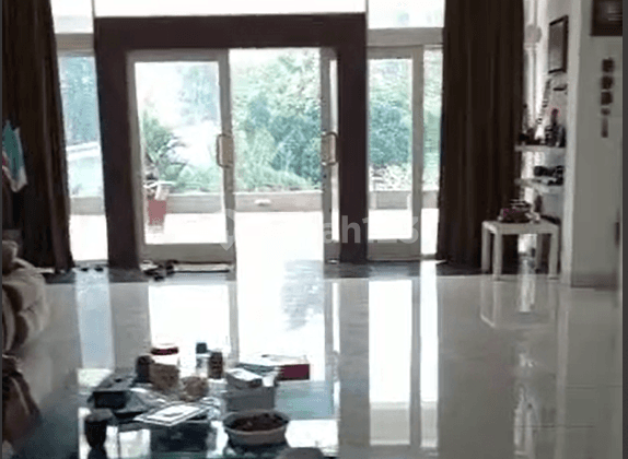 Dijual Villa di Mega Mendung, Bogor 1