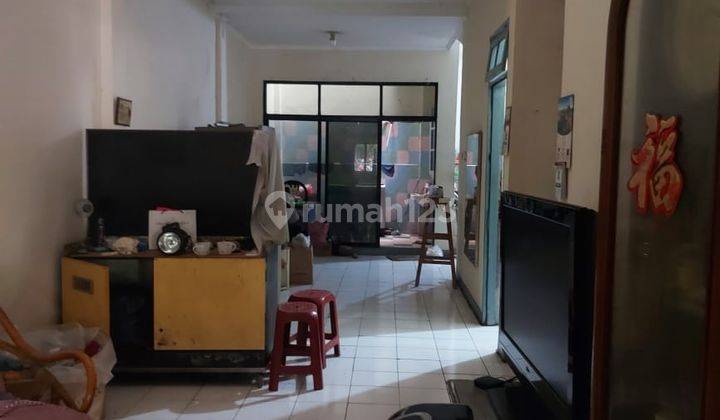 Dijual Rumah di Taman Surya 5, Jakarta Barat 2