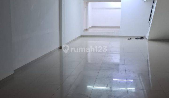 Dijual Ruko di Jalan Raya Green Garden, Jakarta Barat 2