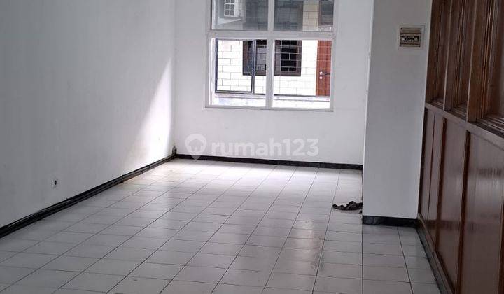 Dijual Ruko di Jalan Raya Green Garden, Jakarta Barat 1