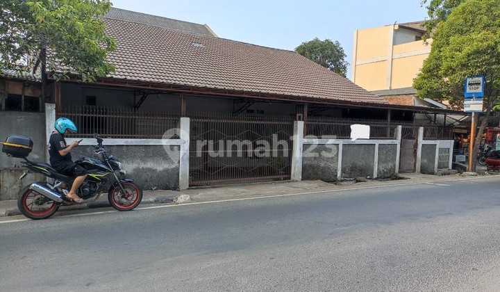 Dijual Rumah 1 LT di Pinggir Jalan Utama Besar, Cengkareng Barat 1