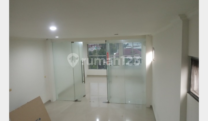 Dijual/Sewa Ruko Maisonet 4 Lantai, Green Ville, Jakarta Barat