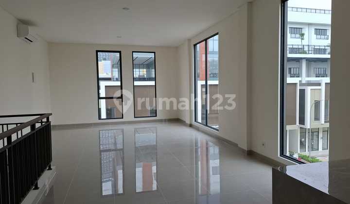 For Sale/Rent Verona Junction Corner 3-Story Shop House, Gading Serpong