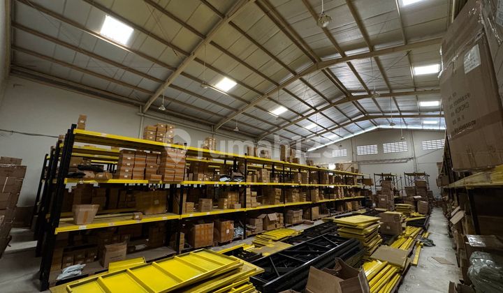 Disewakan Gudang Bagus Kavling DPR Cipondoh Blok B, Tangerang Disewakan Gudang Bagus Kavling DPR Cipondoh Blok B, Tangerang