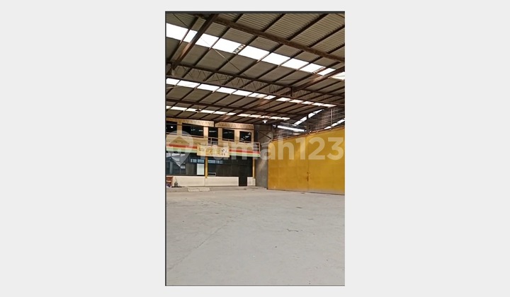 For Sale Spacious Warehouse in Kavling DPR Cipondoh, Tangerang For Sale Spacious Warehouse in Kavling DPR Cipondoh, Tangerang