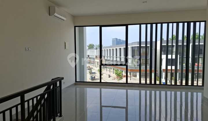 For Sale Good 3-Story Shop House Hampton Promenade, Gading Serpong